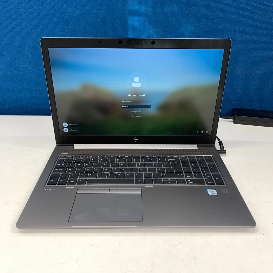 HP ZBook 15u G6,  i7-8565U, 256GB SSD 16GB RAM, Win 11,  *BATTERY+SCREEN ISSUE - Image 2 of 4