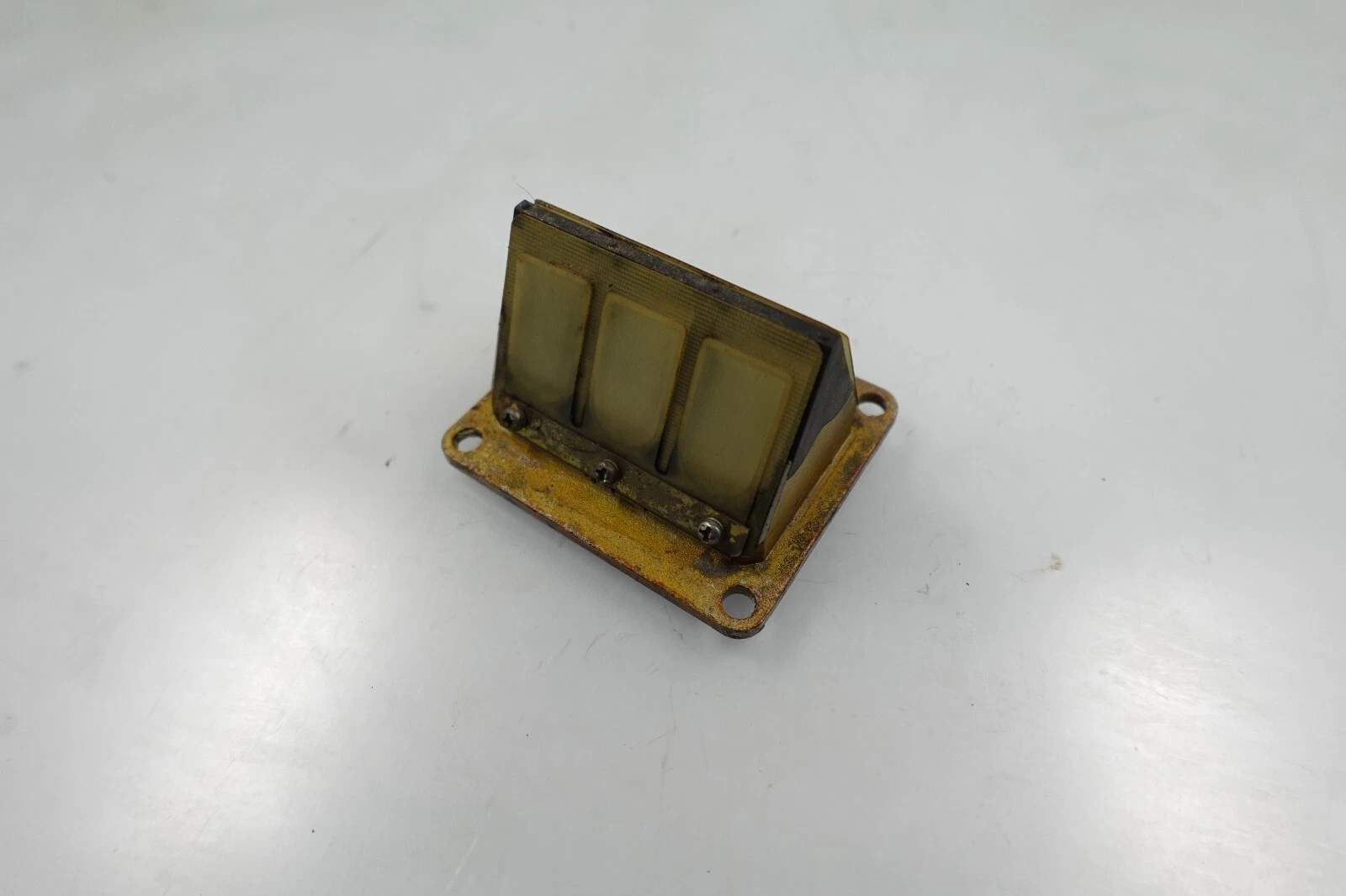 1989 Yamaha YZ250 OEM Intake Reed Valve Cage 1RX-13610-01-00