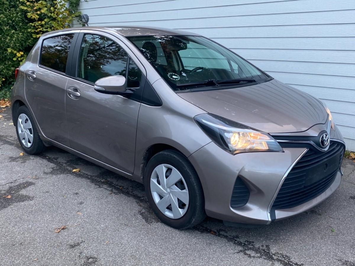 Toyota Yaris 1,3 VVTi T2 Premium dba.dk Køb og Salg af Nyt og Brugt Toyota Yaris 1,3 VVTi T2 Premium dba.dk Køb og Salg af Nyt og Brugt
