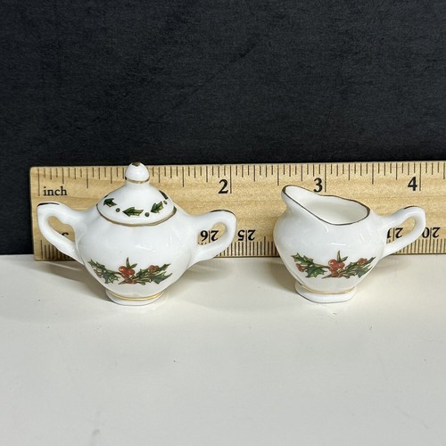 Waldman House A Cup of Christmas Tea Set Miniature Ceramic Dollhouse Decoration - Picture 6 of 10