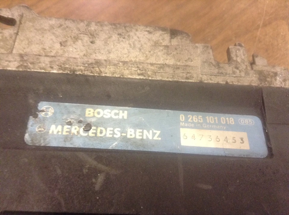 84 85 86 87 Mercedes Benz 300D 190D 300E ABS módulo de controle de chassi elétrico - Imagem 2 de 3