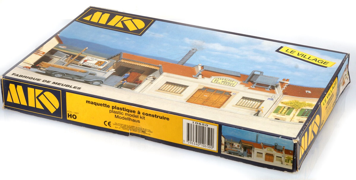 MKD HO 650 MAQUETTE FABRIQUE DE MEUBLES TAILLARDAT USINE