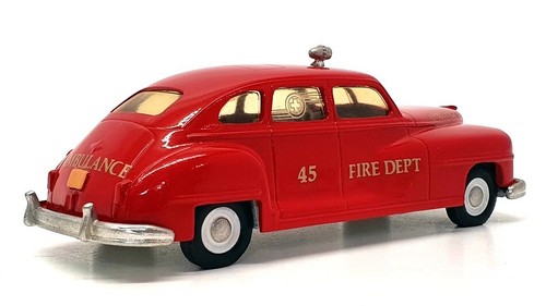 The Sun Motor Co. 1/43 Scale FE301 - DeSoto Ambulance Fire Dept. - Red - Imagen 2 de 5
