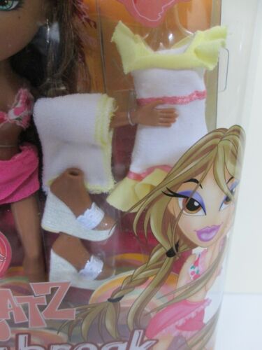 Bratz Spring Break Yasmin Doll BNIB. Hard to Find. - Picture 7 of 11
