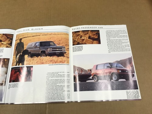 Vintage 1989 Chevrolet Trucks Fold-Out Dealership Salesman Brochure - Bild 4 von 6