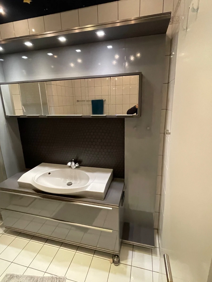 Badmöbel, Badezimmmerschrank, Badezimmerspiegel, Midischrank, Hängeschrank