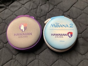 Hawaiian Airlines And Moana 2/Hawaiian Airlines Earbud Pouch