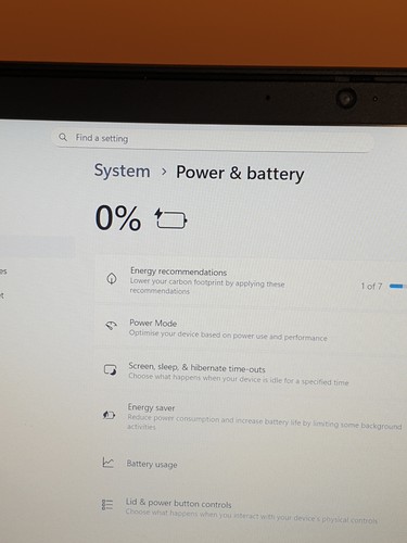 LENOVO V155-15API 15.6" RYZEN 5 3500U 2.1GHZ 8GB RAM ,256GB SSD VEGA 8 ,SL,22 - Afbeelding 11 van 16