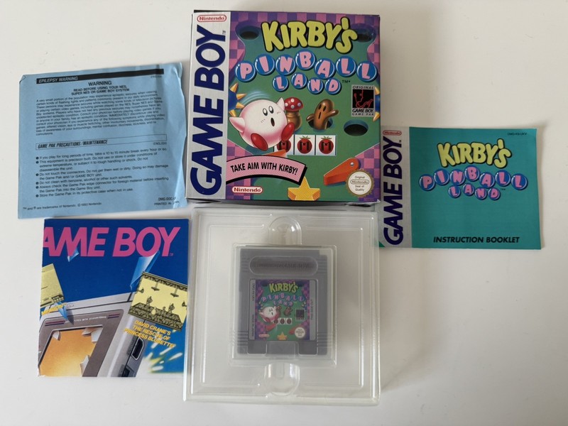 Kirby's Pinball Land Nintendo Game Boy Boxed Manual