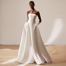 Simple Wedding Dresses Stain Strapless Gowns Bride Pockets Lace Up Back Dresses