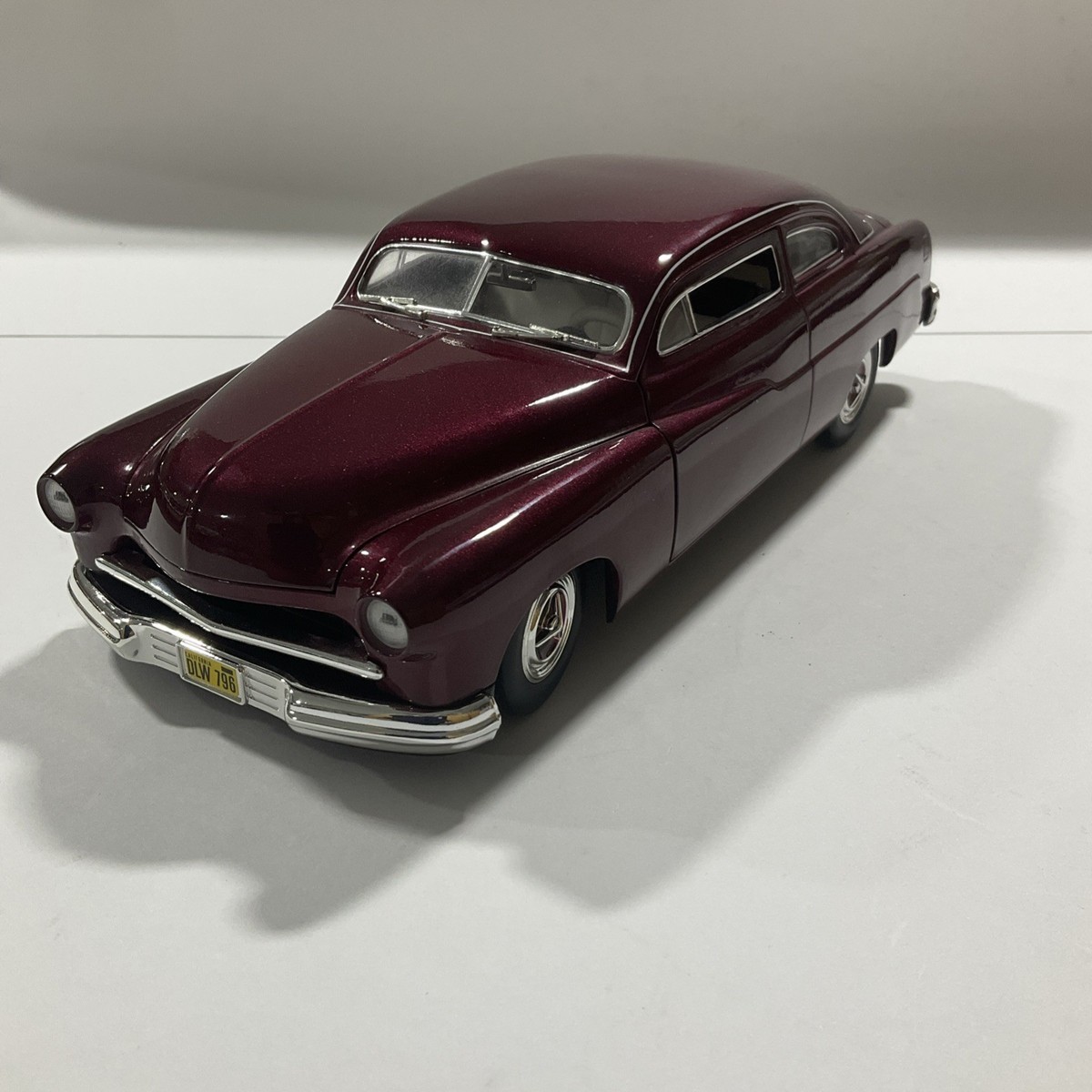 Ertlアーテル/'51 Mercuryマーキュリー 1/18 絶版 ERTL American Muscle '51 Mercury Coupe American Graffiti 1:18