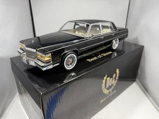 1/18 BOS Best of Show 1982 Cadillac Fleetwood Sedan Black US Seller READ BOS087