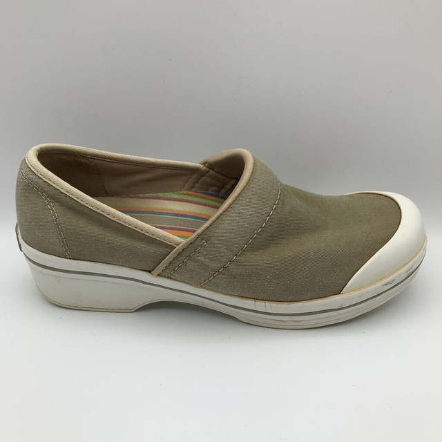 dansko slip resistant womens