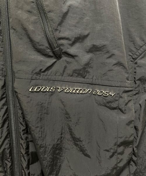 Louis Vuitton 2054 Nylon Hoodie Parka | eBay Louis Vuitton 2054 Nylon Hoodie Parka | eBay