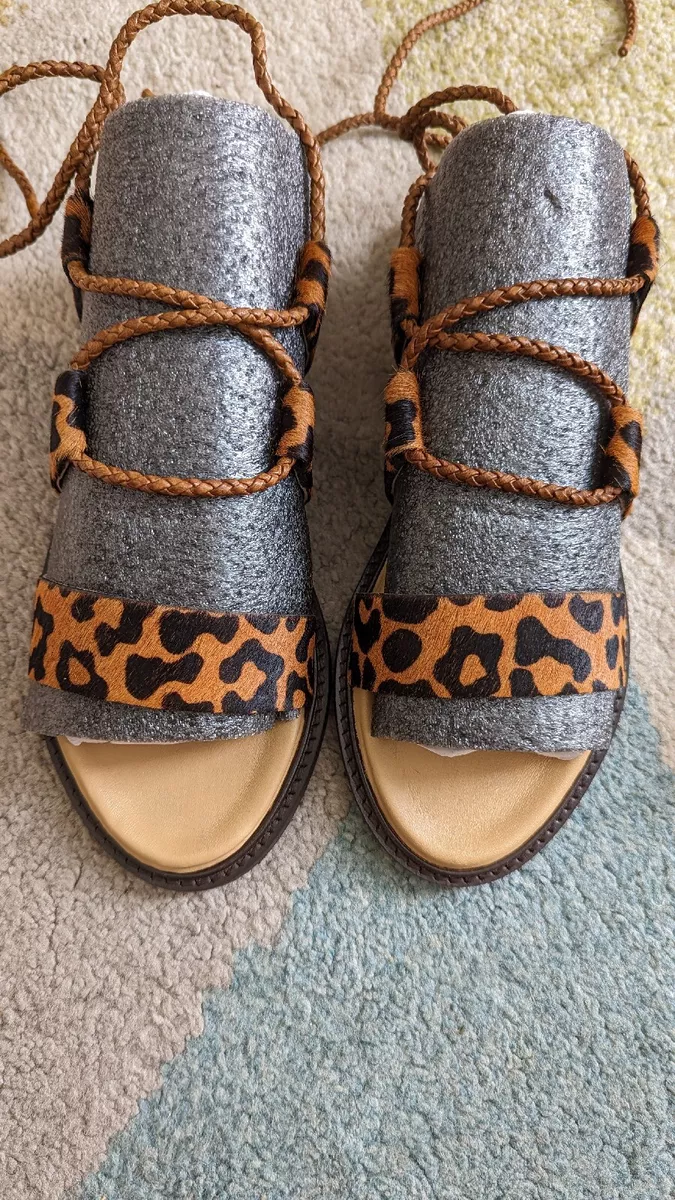 Ladies sandals hotsell near me