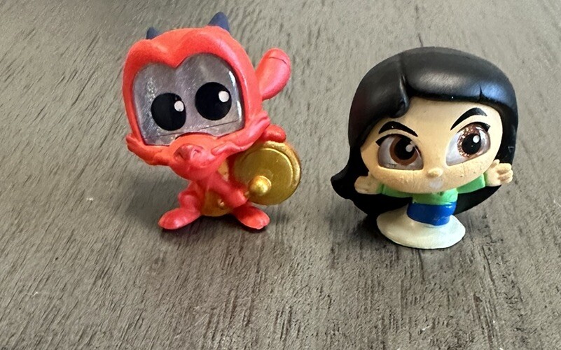 Disney Doorables Series 9 Lot Of 2 - Mushu Mulan