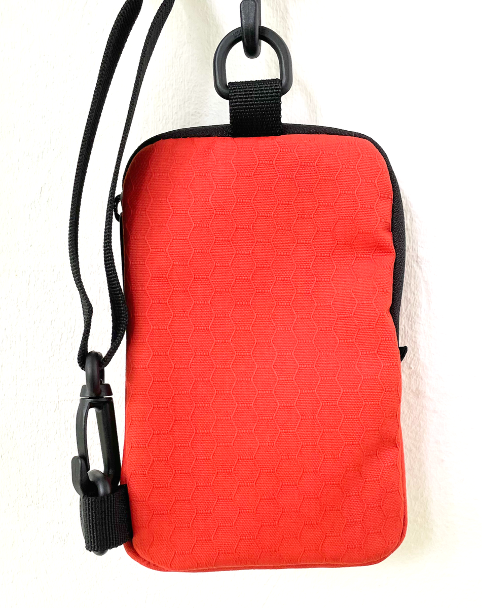 [CARHARTT]★LEON NECK POUCH Carhartt WIP Leon Neck Pouch Dark Navy | END. (US)