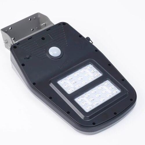 Luz SolarMate Arena 2K | iluminación brillante fuera de la red | 2000 lúmenes | 400 m2 - Imagen 2 de 15