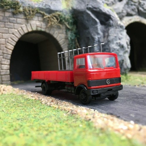 Mercedes LP 813 - HERPA 94856 - HO 1/87 | Condition: Neuf