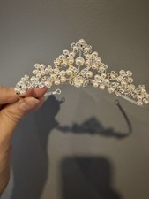 Girls Communion Tiara and Veil Comb Rhinestone And Pearls Silvertone