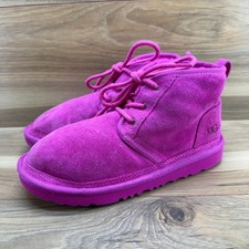 UGG Neumel Pink Big Girls Size 4 Suede Chukka Suede Ankle Lace Up Boots
