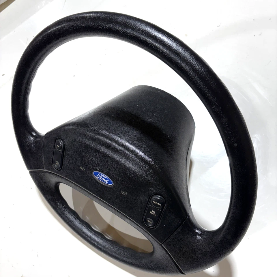 Volante Ford F-150 (Bronco) 1992-1997 con control de crucero (F-250, F-350) Foto 2 de 4