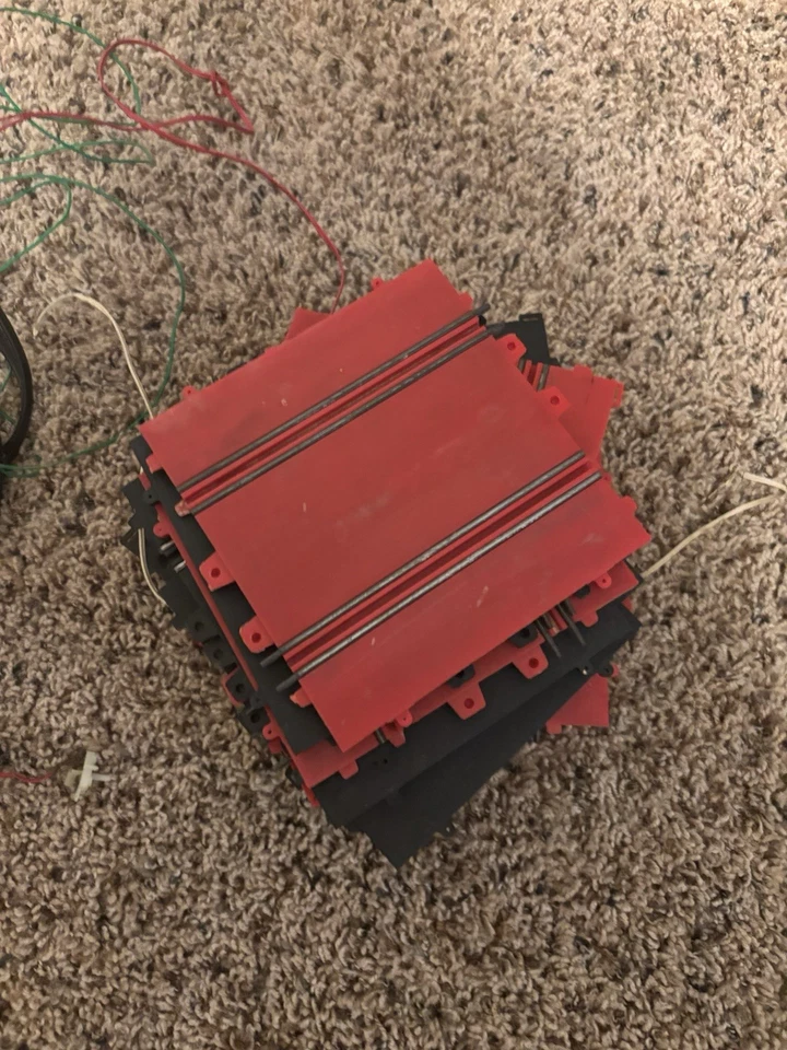 Vintage Eldon & Ungar 1/32 Slot Car Track Lot of 31 Pieces with Extras FOR PARTS - Image 3 of 4