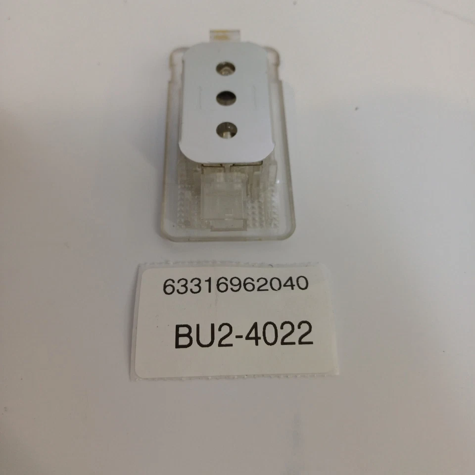 Внутренний купольный фонарь для чтения 2008 BMW 535I 63316962 - Изображение 3 из 4