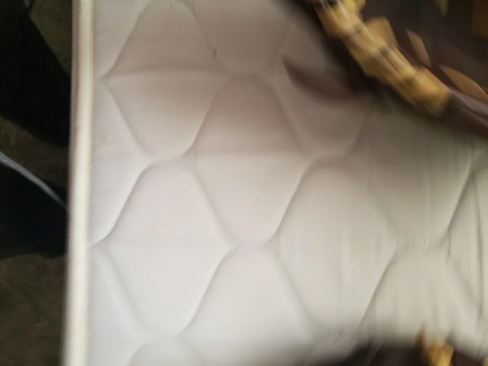 Juego de 2 guantes de béisbol Mizuno.  Talla A 8 y 12 Apenas Usado Maravilloso Estado Foto 4 de 4