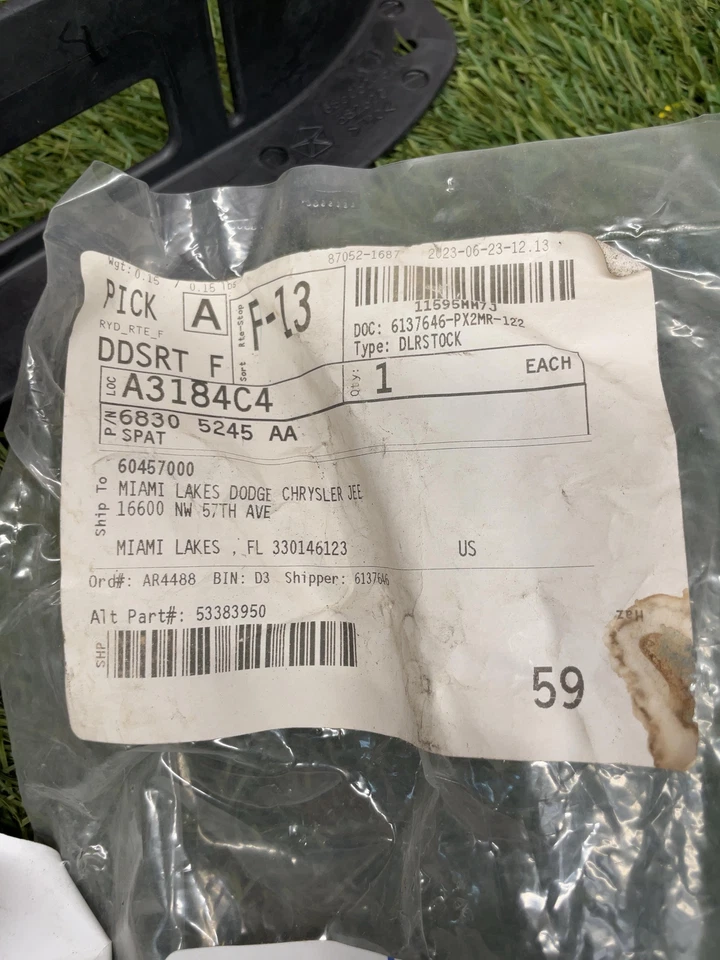 ✅ 2024 CHRYSLER PACIFICA MUD FLAP LH PN:68305245AA OEM - Image 4 of 4