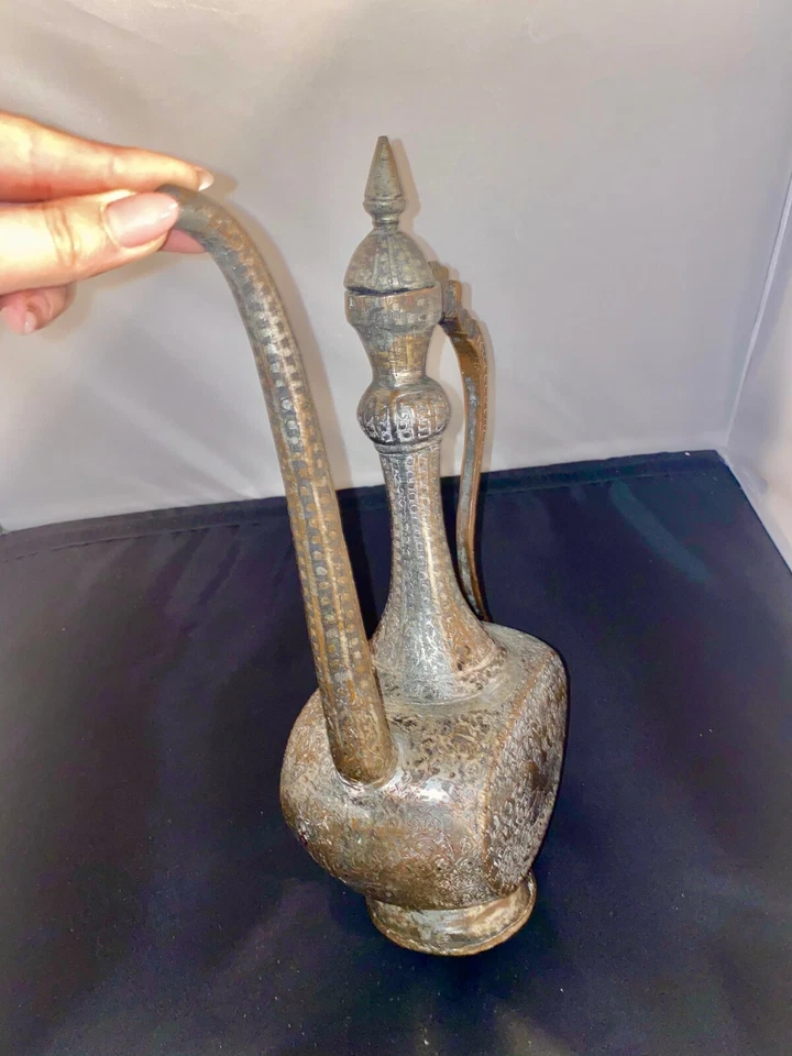 稀有亚洲古董精美雕刻艾弗酒茶壶花瓶锡铜黄铜Handmad — 第 3/4 张图片