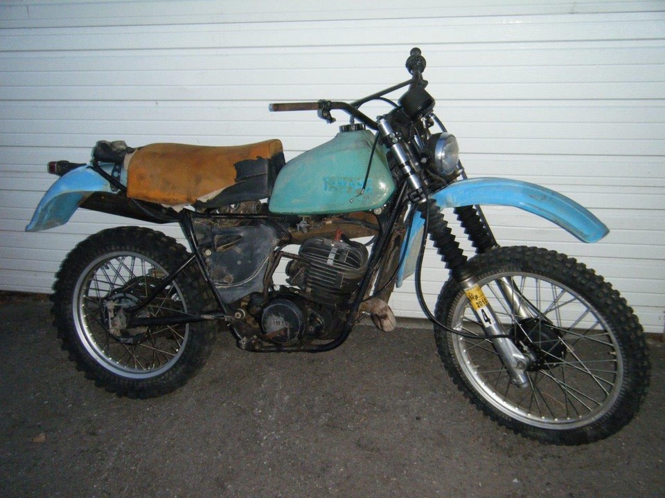 79 YAMAHA IT400F IT400 IT 400 250 IT250 F 2X7-21110-00-33 BODY CHASSIS ...
