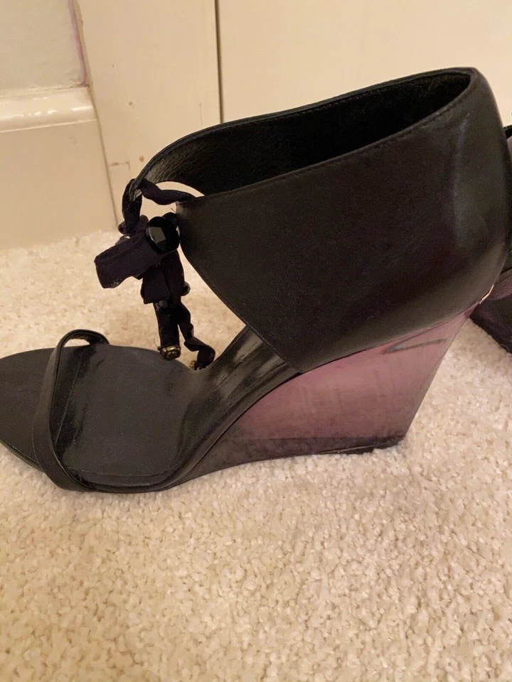 Burberry Sandalias Cuña Tacón Cristal Talla 37 Foto 2 de 4