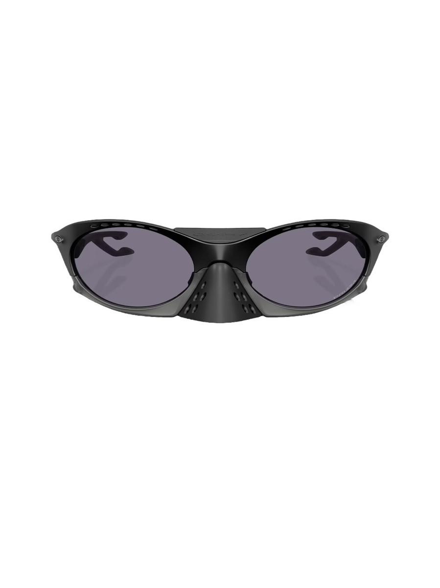 New Sunglasses Brand OAKLEY Model PLANTARIS 9437 Color Satin