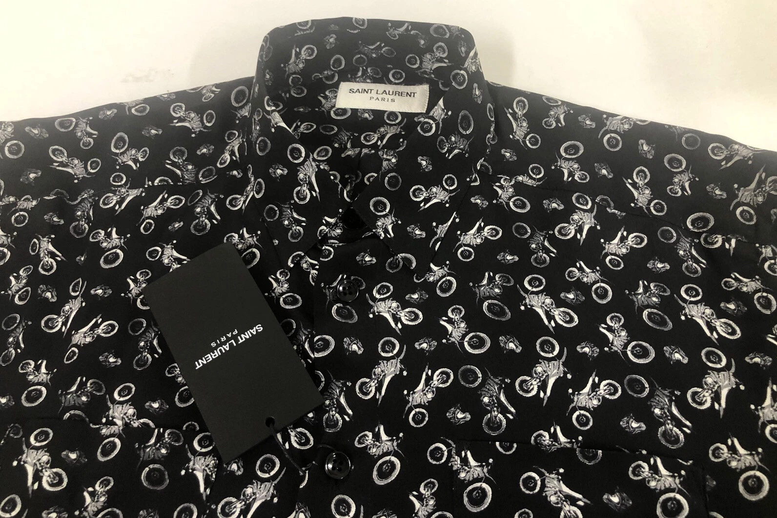 SAINT LAURENT (YSL) Camicia Saint Laurent in seta con grafica stampa moto 37EU 14.5US $1350.00 nuova con etichette