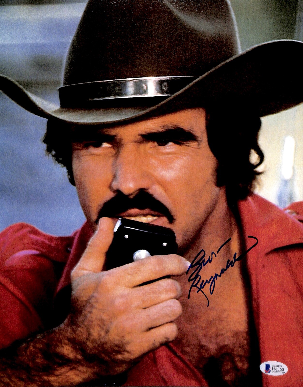 Burt Reynolds Autographed Signed Bandit 11x14 Photo BECKETT (Grad Collection) 