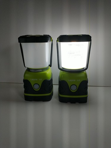 2 cnt. Lepre/LE 1000 Lumen Camping Lanterns - Picture 2 of 6