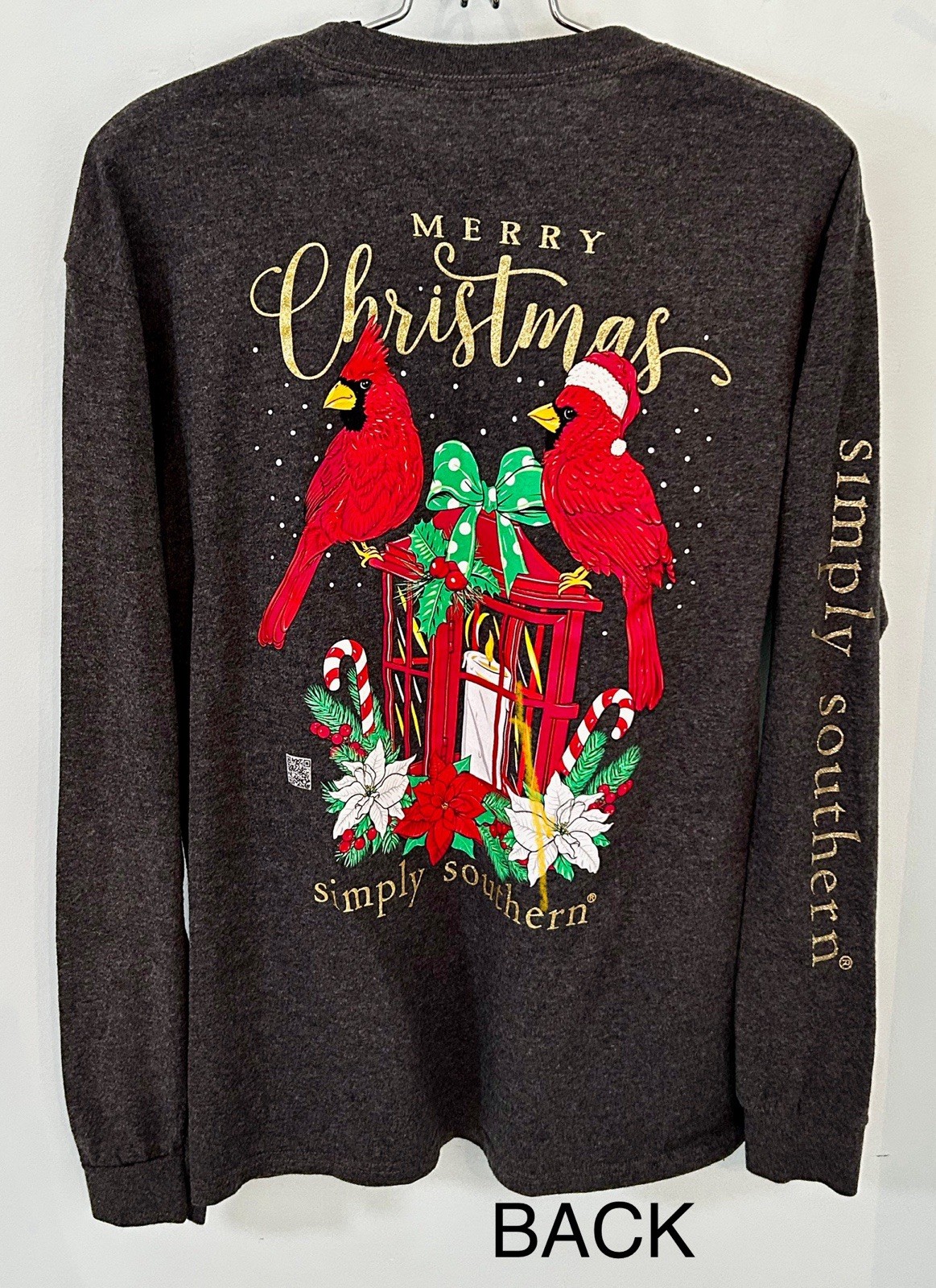 Simply Southern Women’s M Merry Christmas Cardinals & Poinsettias Gray LS Tee