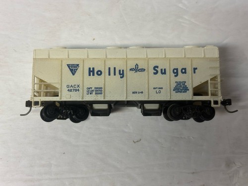 Tolva cubierta de funcionamiento Bachmann HO Holly Sugar con acopladores Kadee GACX 42764 | Condition: Used