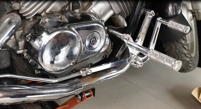 Polished 10'' Forward Controls Footpegs For Honda Magna 750 VF750C VF750CD 94-03