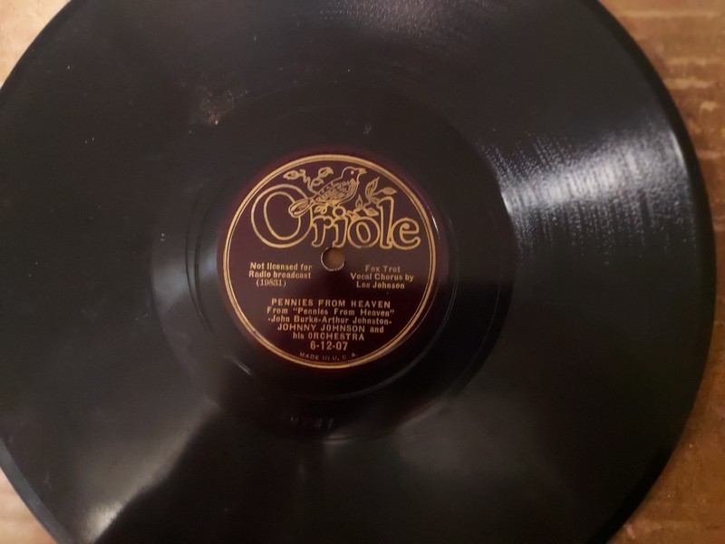 Mid 30s ORIOLE 78/Johnny Johnson and his Orchestra../E