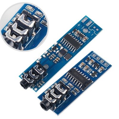 Low-Power FM Transmitter mit mehreren Eingangsoptionen f��r Audioger?te
