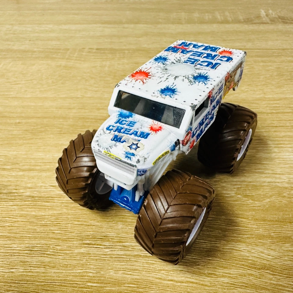 Ice Cream Man Van Muddy Wheels Monster Mania Truck Jam 1:64 Diecast - image 2 of 4