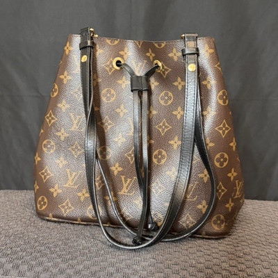 Louis Vuitton NéoNoé MM Monogram Black M44020 Bucket Bag Authentic