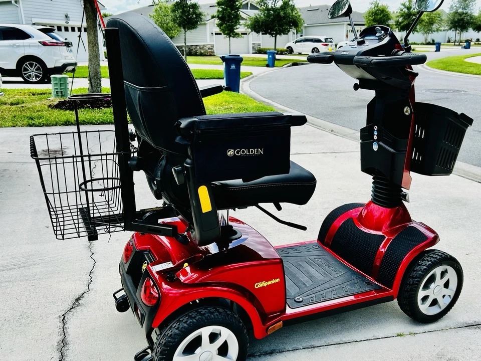 Golden Companion 4-Wheel Mobility Scooter with Swivel Seat - Image 2 of 4