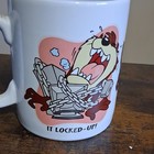 Warner Bros. Studio Store 1997 Looney Tunes Taz Computer 30oz Jumbo Mug — photo 3