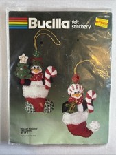 BUCILLA  HOLIDAY PENGUINS  Ornaments Set of 2 82271 Kit New Felt Stitchery USA