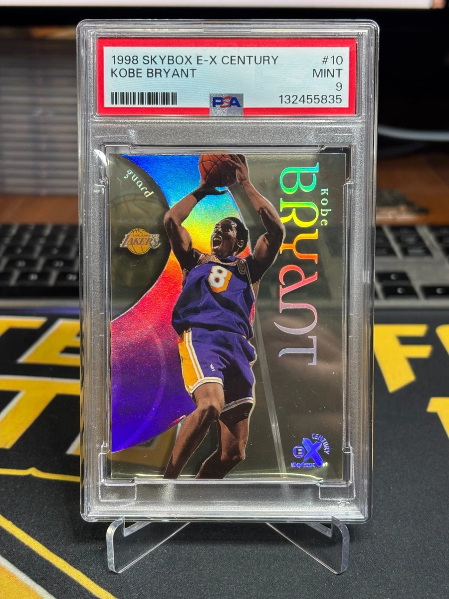 SkyBox Basketball 1998-99 Season Sports Trading Cards