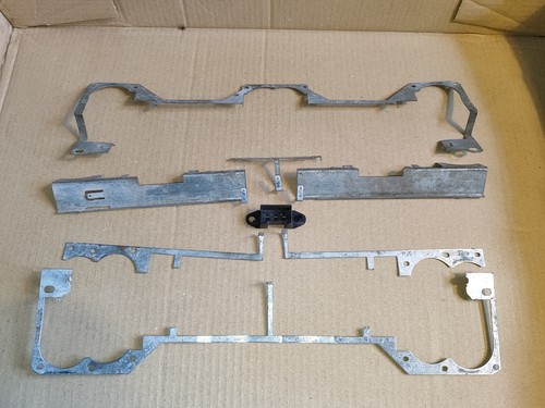 Gebrauchtteile E28 BMW. Rücklicht. Nur Metall