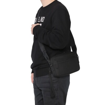 GUCCI Shoulder Bag Men Women GG Crossbody Clutch Rubber 771293